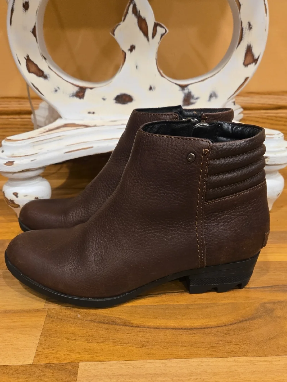 Sorel Waterproof Leather Boots Size 8